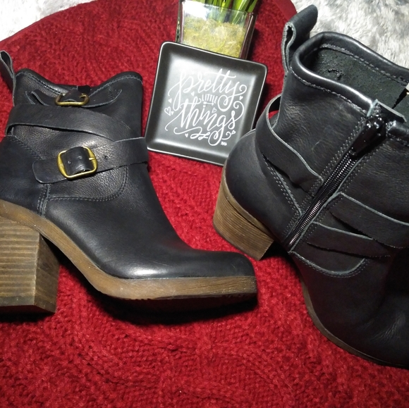 Lucky Brand Ankle Boots - Picture 3 of 6